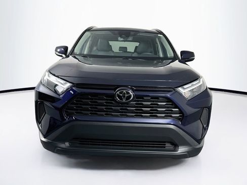 Used 2025 Toyota RAV4 XLE w/ Convenience Package FWD image 2