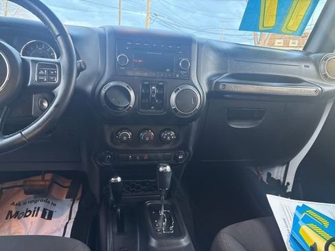 Used 2017 Jeep Wrangler Unlimited Sport w/ Quick Order Package 24S image 15