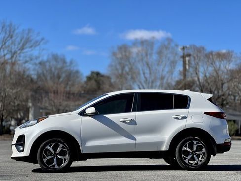 Used 2021 Kia Sportage LX image 8