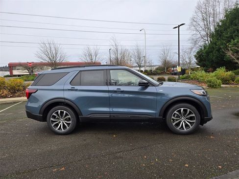 New 2026 Ford Explorer Tremor w/ Tremor Ultimate Package image 14