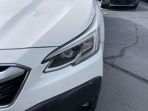 Used 2020 Subaru Outback Limited image 14