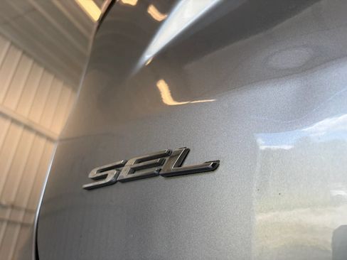 Used 2024 Ford Edge SEL AWD/4WD image 80