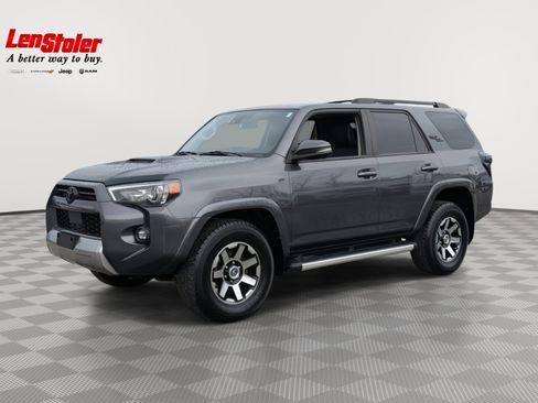 Used 2021 Toyota 4Runner TRD Off-Road Premium image 2