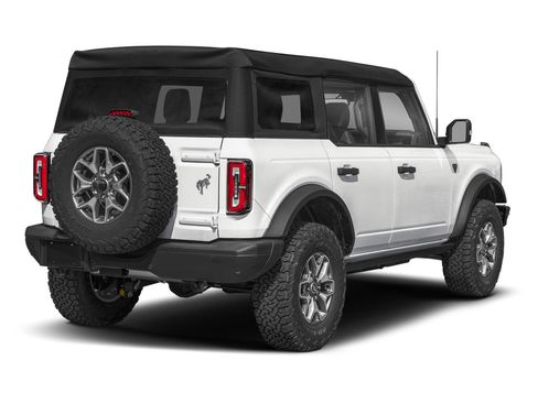 New 2025 Ford Bronco Badlands image 3