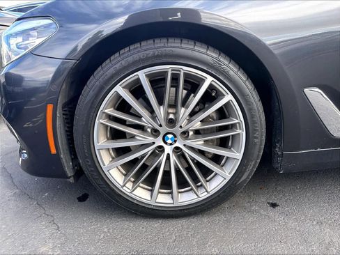 Used 2017 BMW 530i RWD image 32