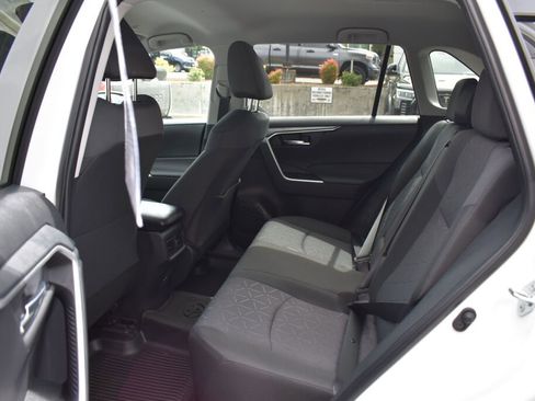 Certified 2025 Toyota RAV4 XLE image 20