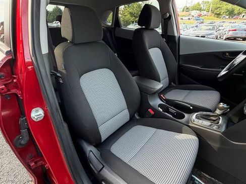Used 2021 Hyundai Kona SEL AWD/4WD image 16