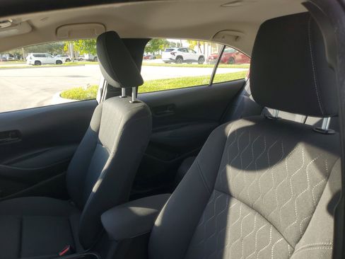 Certified 2024 Toyota Corolla LE image 17