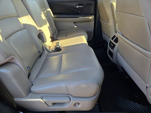 Used 2020 Honda Pilot EX-L image 15