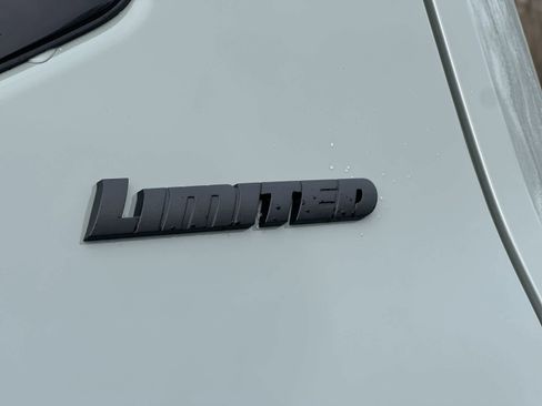 New 2026 Toyota Tundra Limited image 17