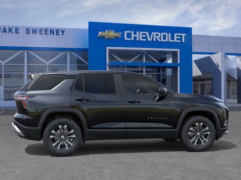 New 2026 Chevrolet Equinox LT w/ Convenience Package II image 5