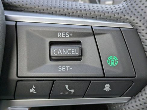 New 2025 Mitsubishi Outlander SE image 27