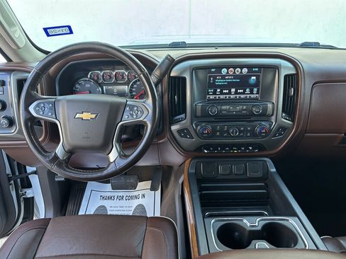 Used 2019 Chevrolet Silverado 2500 High Country image 14