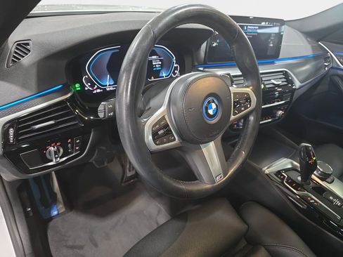 Certified 2023 BMW 530e w/ M Sport Package RWD image 24