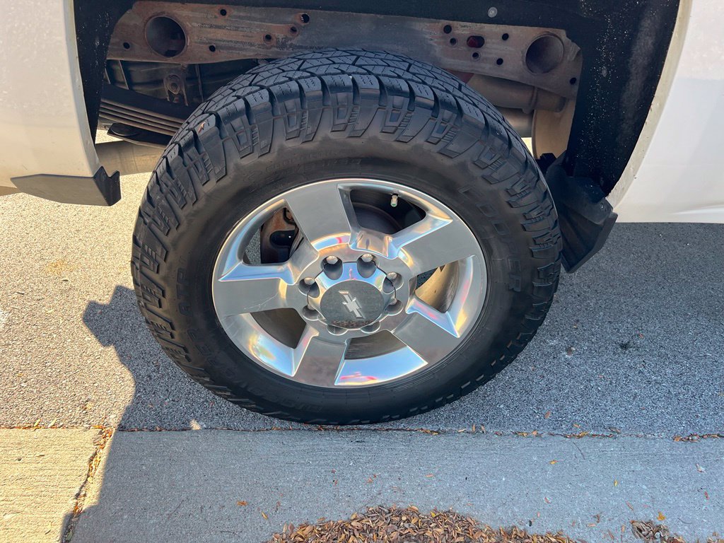 Used 2018 Chevrolet Silverado 2500 LT w/ All Star Edition AWD/4WD image 10