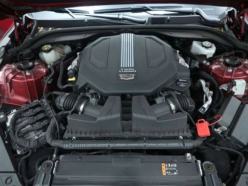 Used 2023 Cadillac CT5 V w/ Premium Package RWD image 17