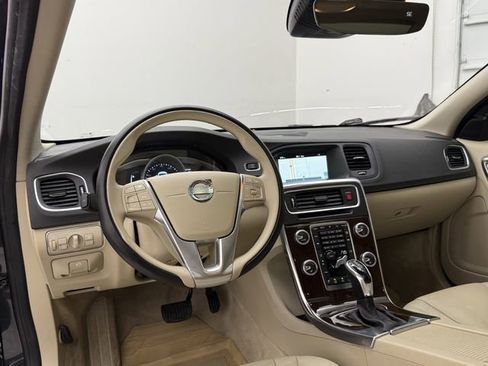 Used 2015 Volvo S60 T5 Platinum image 24