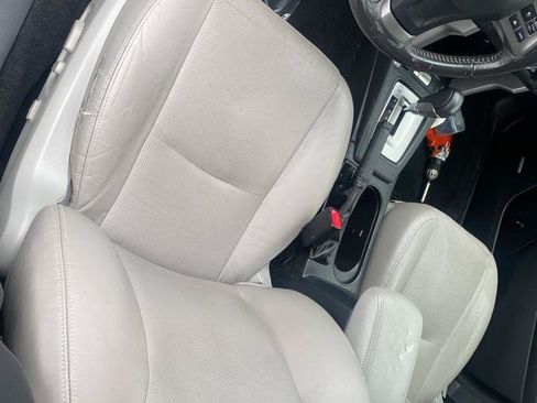 Used 2015 Subaru Forester 2.5i Limited AWD/4WD image 12