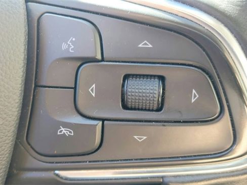 Used 2023 Buick Envision Preferred image 21