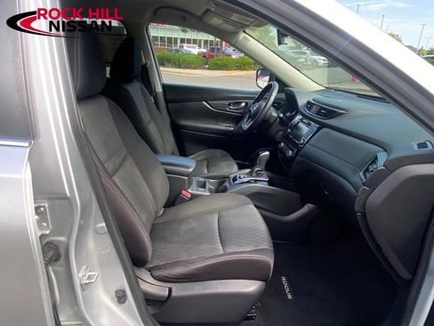 Certified 2020 Nissan Rogue SV AWD/4WD image 42