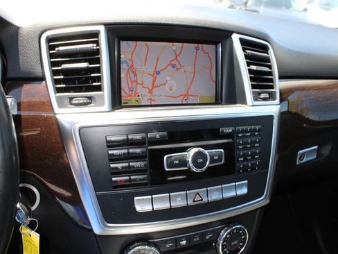 Used 2012 Mercedes-Benz ML 350 4MATIC image 15