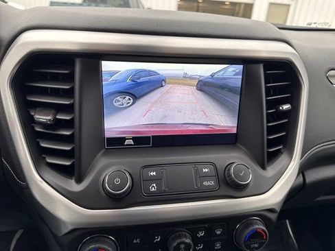 Used 2023 GMC Acadia SLT FWD image 37