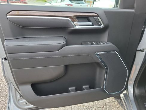 New 2025 Chevrolet Silverado 1500 LT w/ Convenience Package II image 22