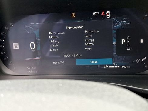 Certified 2026 Volvo XC40 B5 Plus AWD/4WD image 19