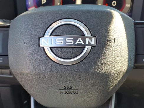 Certified 2026 Nissan Rogue SL AWD/4WD image 9