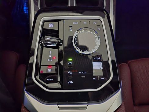 New 2026 BMW 740i xDrive image 30