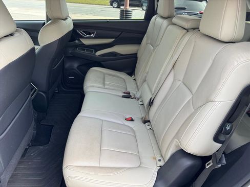 Used 2021 Subaru Ascent Limited w/ Technology Package image 8
