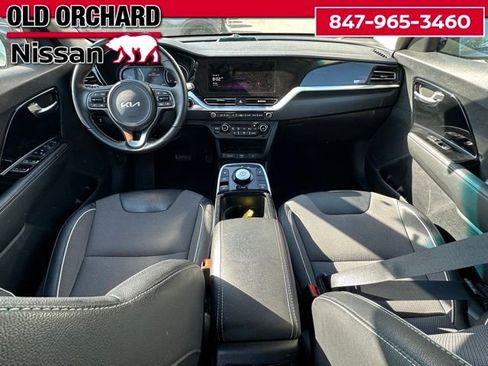 Used 2022 Kia Niro EX FWD image 14