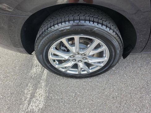 Used 2022 Buick Enclave Premium w/ Surround and Sites Package image 5