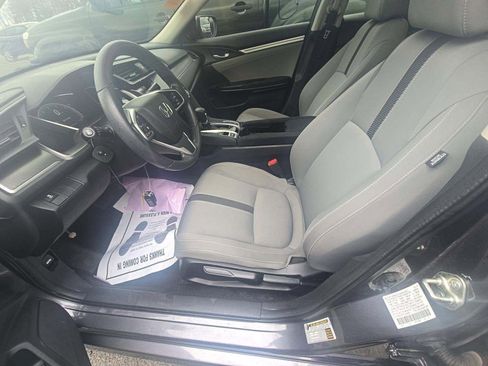Used 2018 Honda Civic EX image 6