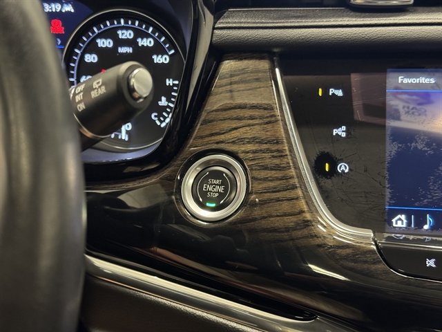 Used 2021 Cadillac XT6 Premium Luxury AWD/4WD image 35