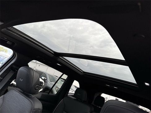 New 2026 Buick Enclave Sport Touring w/ Power Package image 22