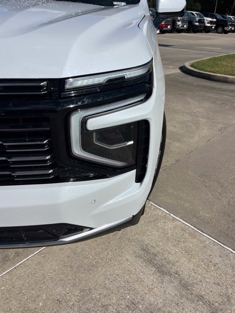 Used 2026 Chevrolet Tahoe High Country AWD/4WD image 13