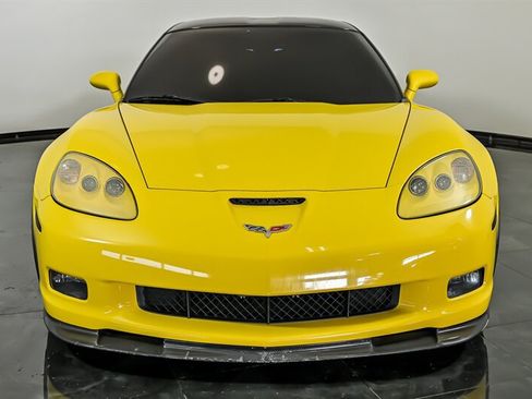 Used 2006 Chevrolet Corvette Z06 w/ Preferred Equipment Group RWD image 4