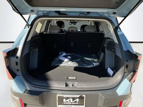 New 2027 Kia Seltos S FWD image 24