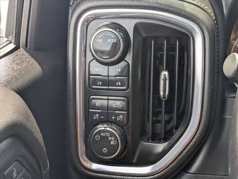 Used 2021 Chevrolet Silverado 1500 LT Trail Boss w/ Convenience Package II AWD/4WD image 13