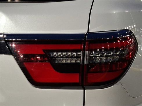 Used 2021 Nissan Armada SV w/ SV Appearance Package image 16