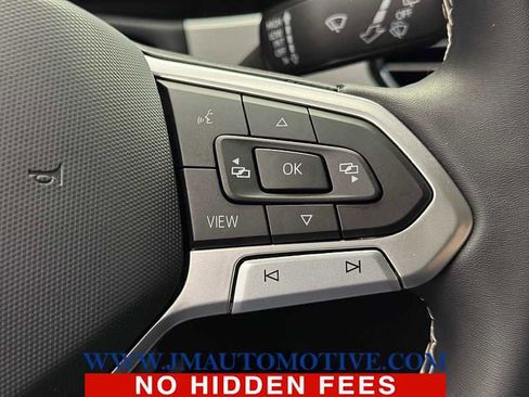 Used 2023 Volkswagen Atlas SE AWD/4WD image 44
