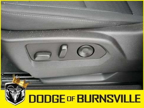 Used 2025 Chevrolet Silverado 1500 LT image 20