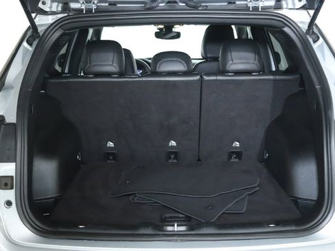 Used 2025 Jeep Compass Limited AWD/4WD image 29