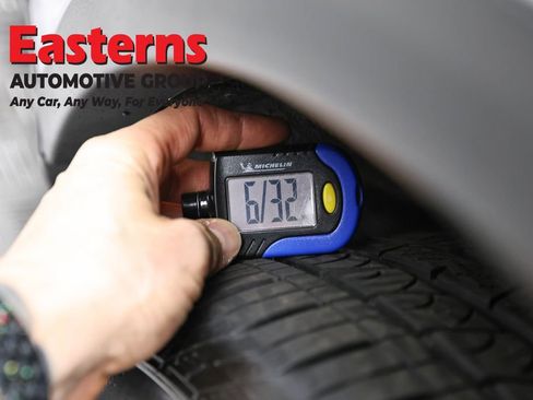 Used 2024 Alfa Romeo Stelvio Sprint AWD/4WD image 30