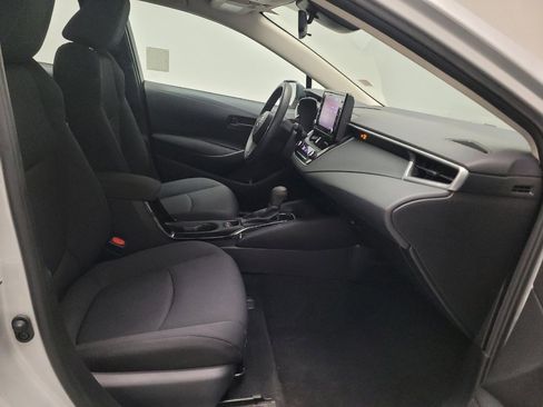Used 2022 Toyota Corolla LE w/ LE Convenience Package FWD image 21