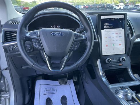 Used 2022 Ford Edge Titanium AWD/4WD image 22