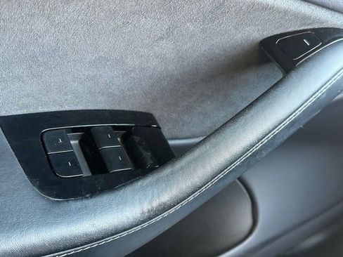 Used 2019 Tesla Model 3 Standard Range Plus image 18