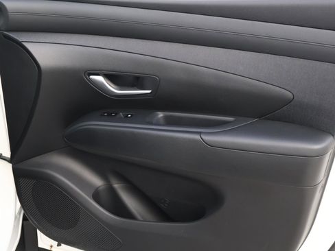 Certified 2025 Hyundai Tucson SEL image 17