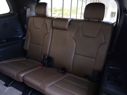Used 2021 Kia Telluride SX w/ SX Prestige Package AWD/4WD image 21